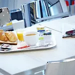 酒店 Premiere Classe Lyon - Priest Eurexpo 2*
